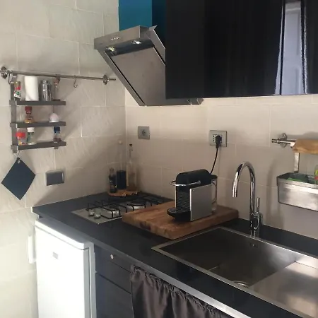 Charming Studio With Balcony In 45 M² With Parking