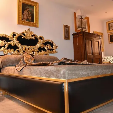 Charming With Balcony In - 45 M² With Parking