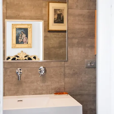 Charming With Balcony In - 45 M² With Parking *