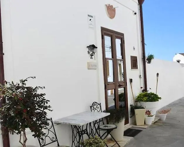 Appartamento Charming With Balcony In - 45 M² With Parking *