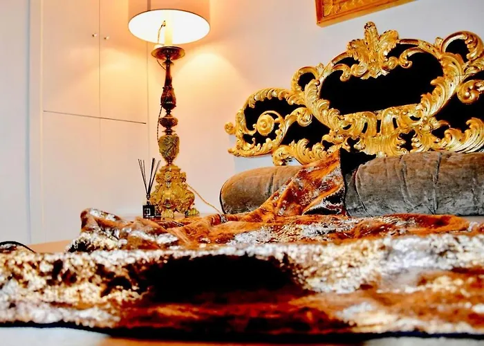 Charming With Balcony In - 45 M² With Parking * Pisticci