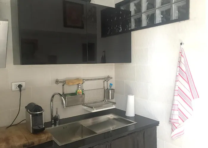 Appartamento Charming With Balcony In - 45 M² With Parking